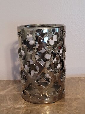 Apropos Silver Geometric Candle Holder